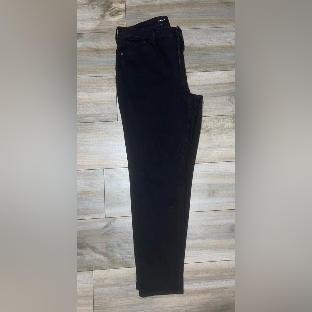 Old Navy Black Straight Fit Jeans - Picture 5 of 7